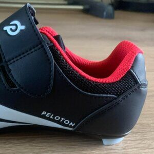 Peloton Cycling Shoes - Women's size 9